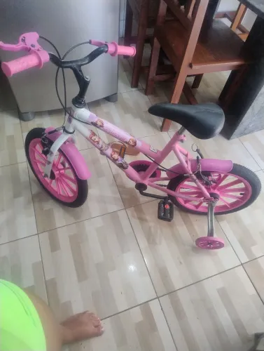 Bicicleta infantil de 3anos a 6 anos