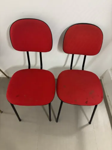 Cadeiras para escritório.