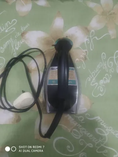 Vendo ferro de passar GE funcionando perfeitamente.