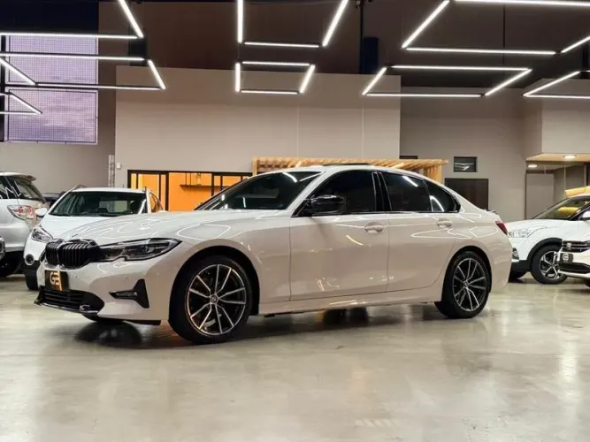 BMW 320I 320i 2020