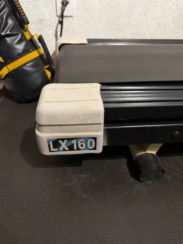 ESTEIRA ERGOMÉTRICA MOVIMENT LX 160