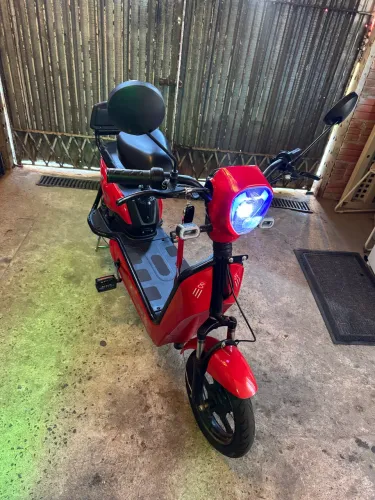Scooter elétrica