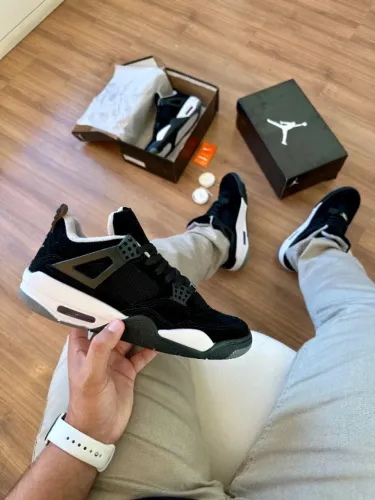 Tênis Nike Jordan 4 Preto Solado Branco Masculino Premium