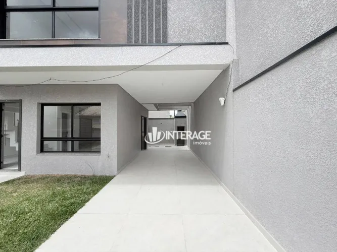 Sobrado com 3 dormitórios à venda, 115 m² por R$ 690.000,00 - Campo Comprido - Curitiba/PR