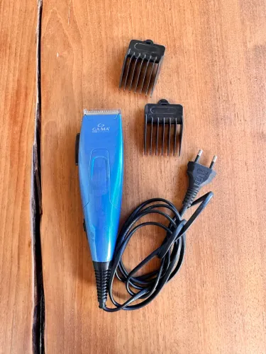 MÁQUINA DE CORTE DE CABELO