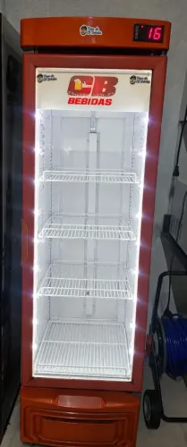 Expositor de Bebidas 220v