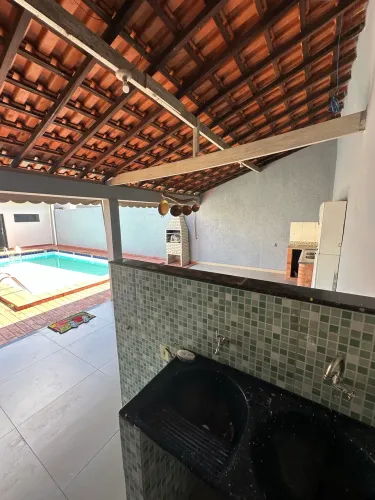 Casa a 250m da Lauro Sodré