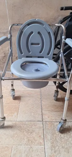 Cadeira de banho idoso