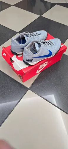 Chuteira Nike Futsal Cinza - 41