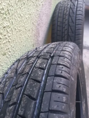 Pneu 185/65 15 