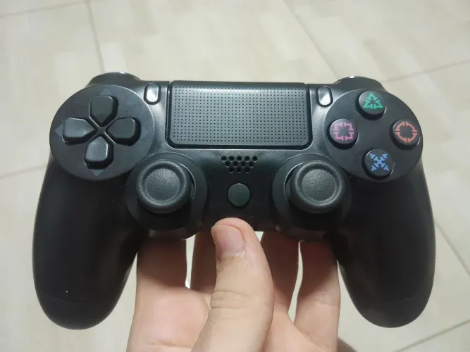 Controle de PS4 paralelo preto