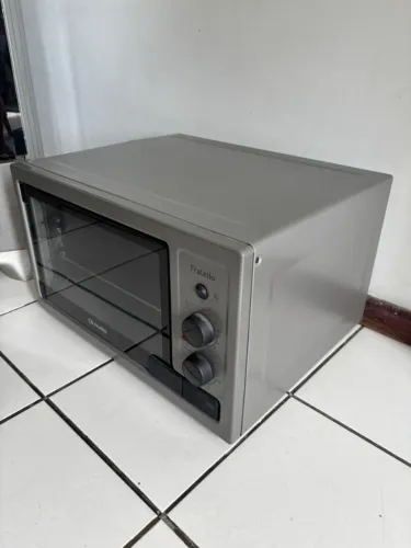 Forno Elétrico De Bancada Mueller Fratello 44L Titânio 127v - 110V - Excelente Estado