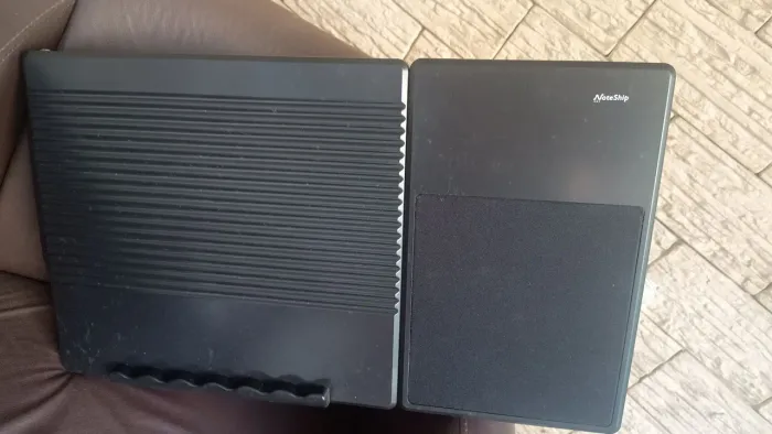Mesa para notebook (Noteship)
