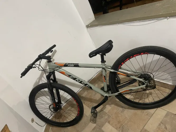 Vendo bicicleta sensor full seminova