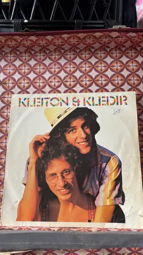 LP Kleiton & Kledir 1981 - Deu Pra Ti / Paixão | Vinil Ariola