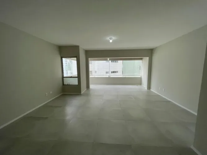 Duplex Na Cobertura Do Edf Via James Thorp No Bairro Das Graças