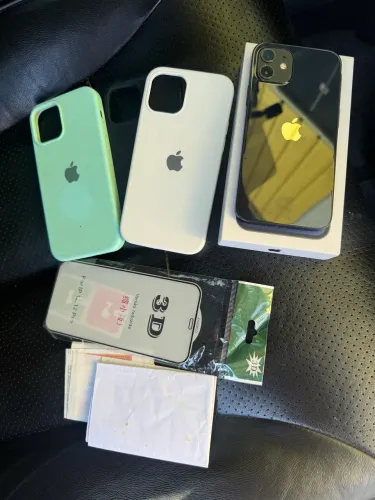 Vendo IPhone 12 64 GB com Nota fiscal em meu nome