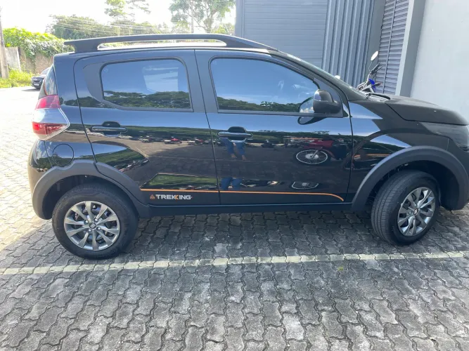 Fiat Mobi Trekking 1.0 Flex 5P 2025
