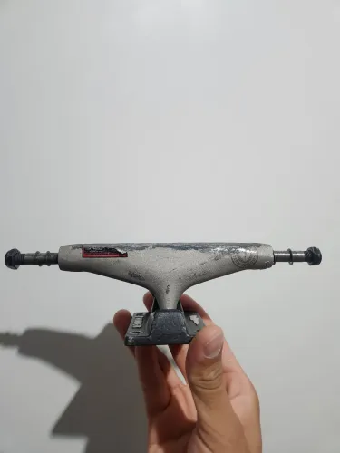 Par de Truck thunder 144mm (vazado )