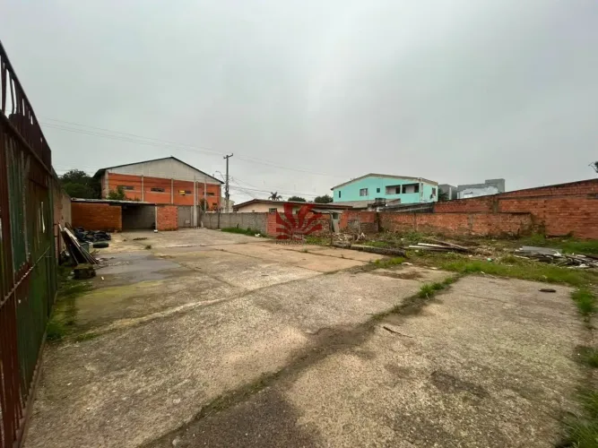 Terreno Comercial de 400m² em Localização Estratégica na Estância Velha