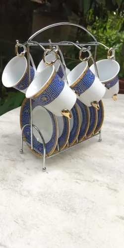 Conjunto De Xícaras KS Filetes em ouro 24