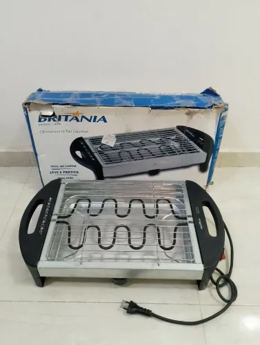 Churrasqueira Elétrica Britânia Top Gourmet 220v, Nova