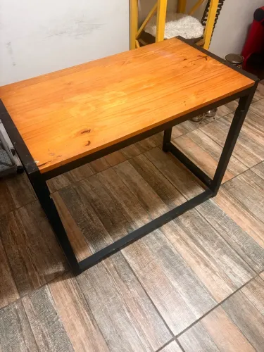 Mesa estudos/multiuso