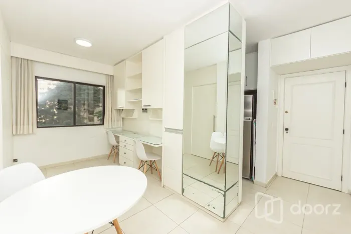 Imóvel na Monte Aprazível com 1 dormitórios e 34m²