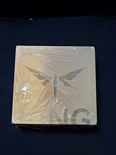 Mouse Gamer em Liga de Magnésio VGN Dragonfly King (PAW3950) - Prata Espacial