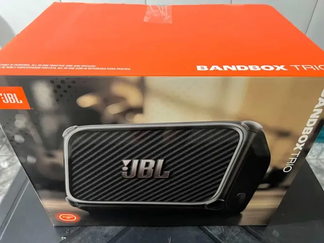 Caixa de som JBL BandBox trio. Nova lacrada.