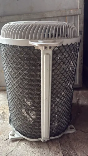 ? OPORTUNIDADE: Condensadora Agratto 12.000 BTUs 220V - Cobre (R$ 500)