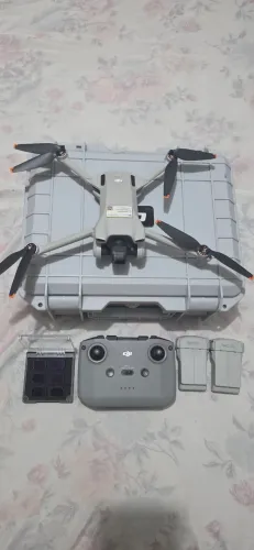 Drone DJI Mine 3 com Maleta e Acessórios