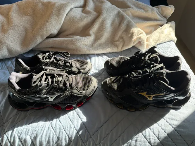 2 tênis Mizuno
