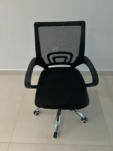 Cadeira de escritório com regulagem de altura
