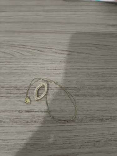 Anéis, pulseiras, colares e brinco seminovos.