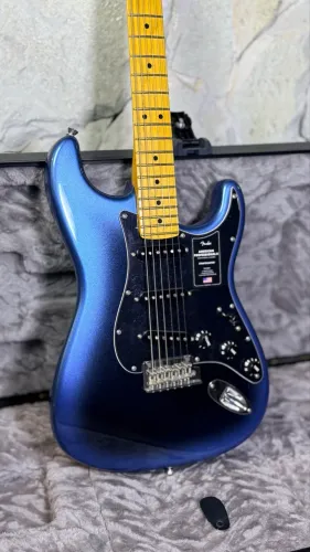 Guitarra Fender American Profissional 2