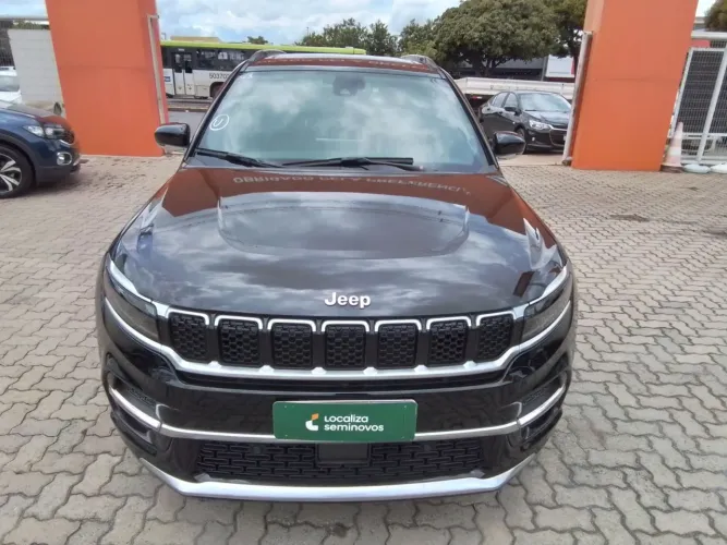 Jeep Commander Overland T270 1.3 TB Flex AUT 2024