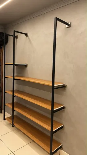 Prateleira de Metalon/MDF