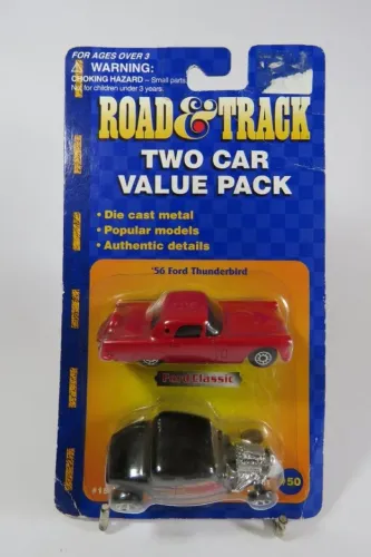 Lindo Pack com 2 miniaturas da Ford / um Ford Thunderbird 1956 e um Ford Hot Rod 1934