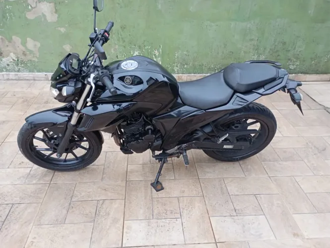 Fazer 250