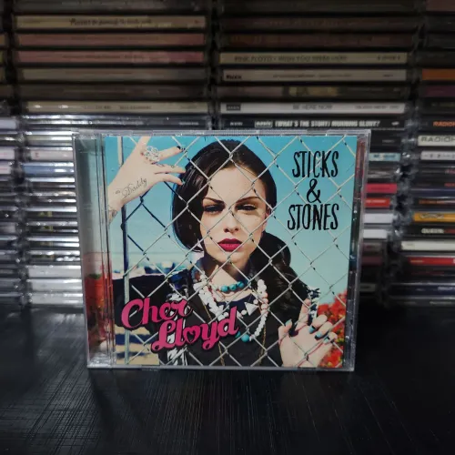 Cd cher lloyd sticks & stones