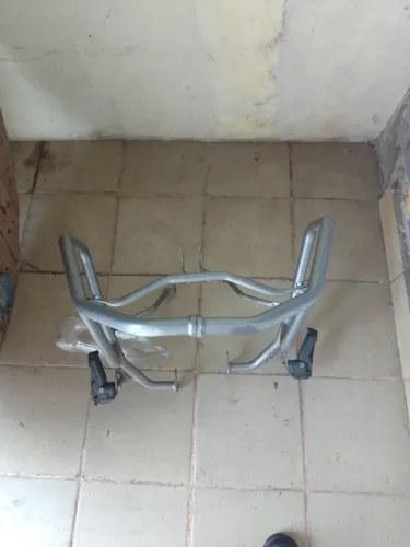 Protetor de carenagem Sahara 2025,mais peito de aço, valor 450,00