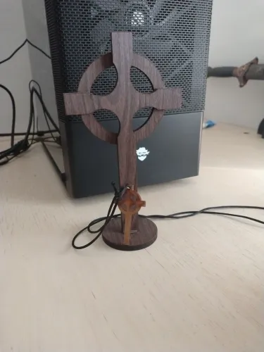 Cruz celta + colar