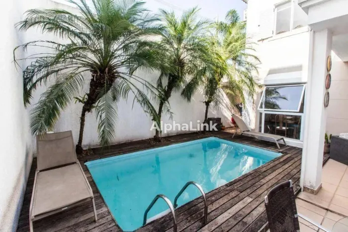 Casa com 4 dormitórios para alugar, 180 m² por R$ 13.580,00/mês - Alphaville - Santana de