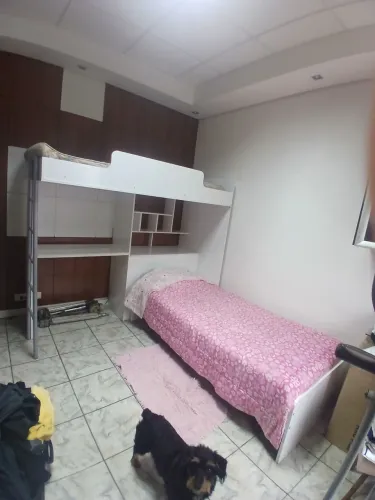 TRILICHE SOLTEIRO COM 4 NICHOS ESCRIVANINHA E BAU