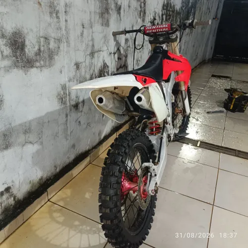 Quadro CRF 250
