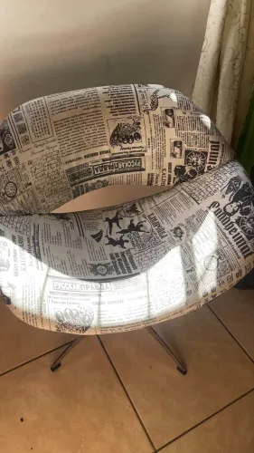Poltronas 2 iguais 400 as duas