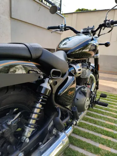 Super meteor 650 interestrelar Green