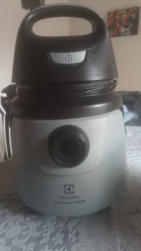 ASPIRADOR ELECTROLUX A10 SMART 1400W - COMPLETO E FUNCIONANDO