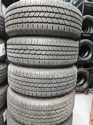 Pneus 215/65r16 bridgestone novos